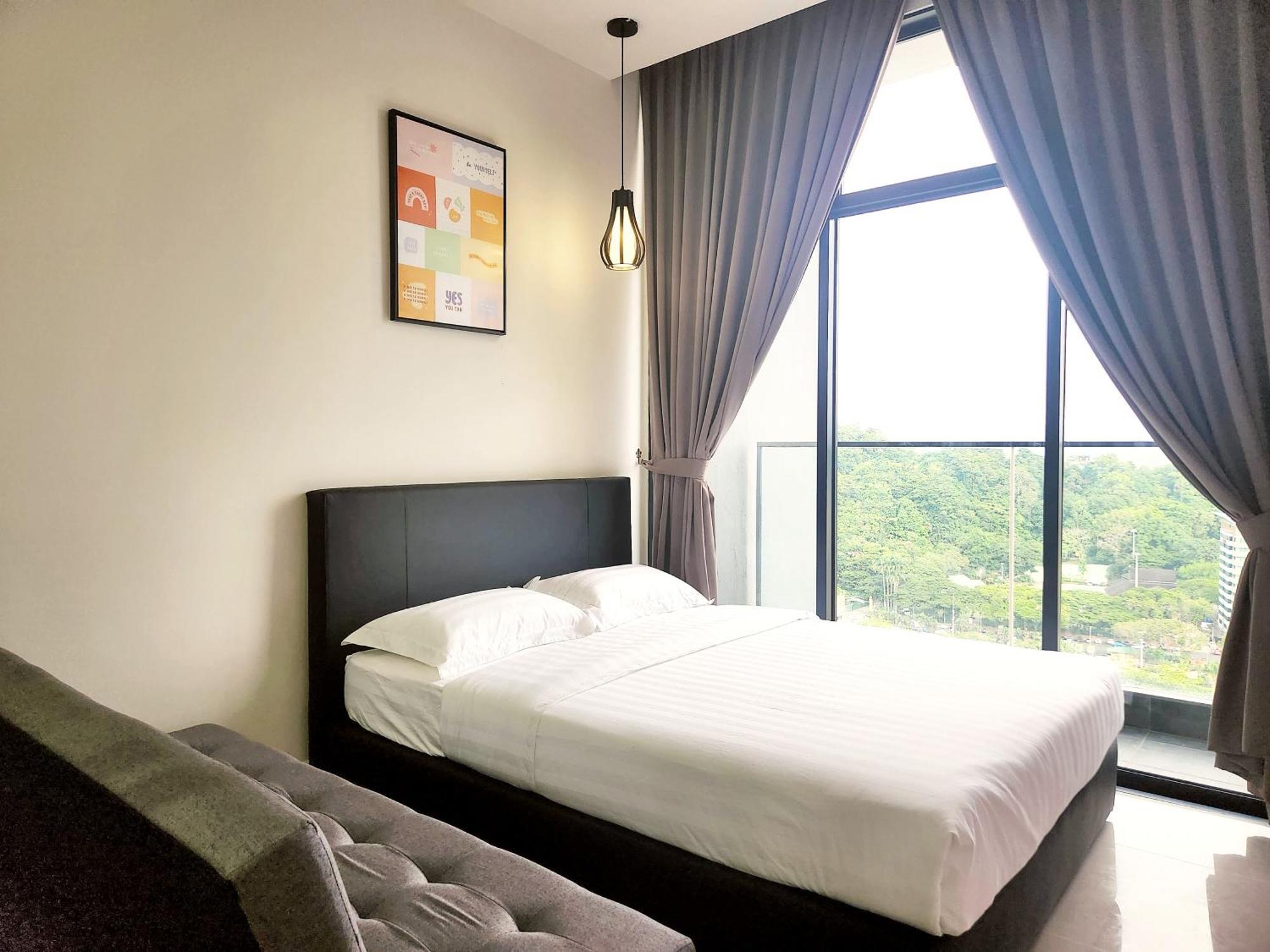 The Shore Kota Kinabalu City Centre By Lw Suites Buitenkant foto