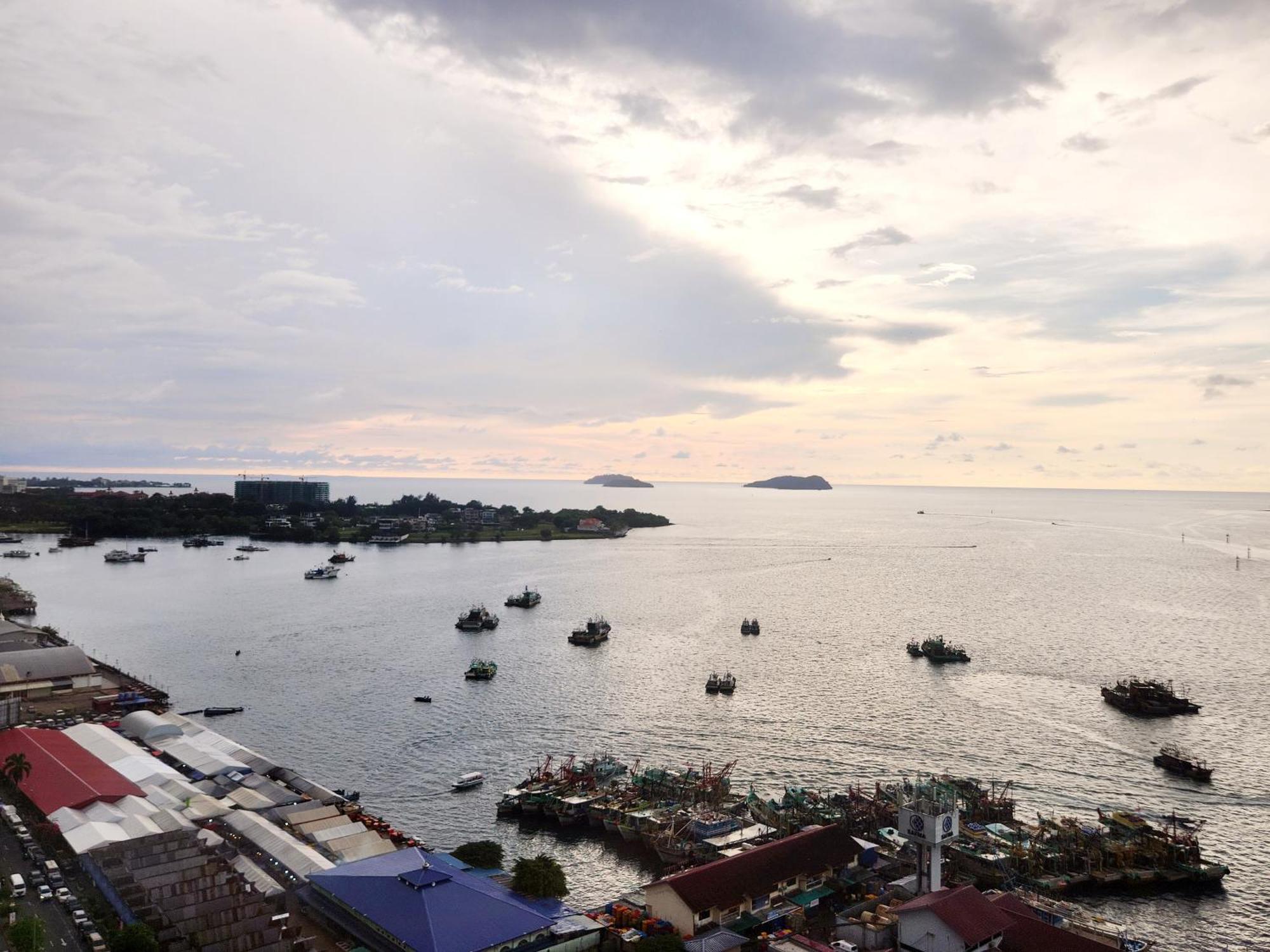 The Shore Kota Kinabalu City Centre By Lw Suites Kamer foto