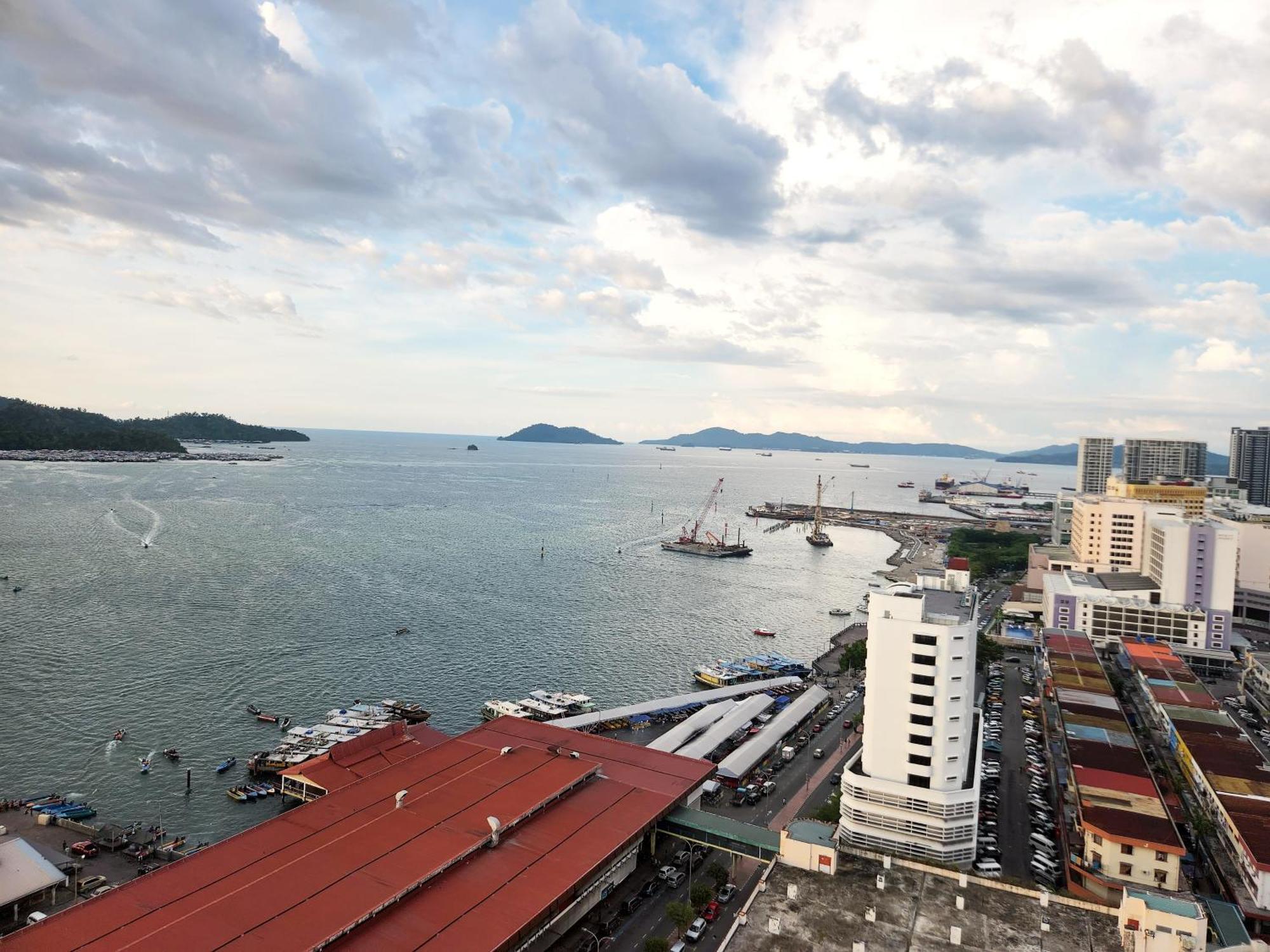 The Shore Kota Kinabalu City Centre By Lw Suites Kamer foto
