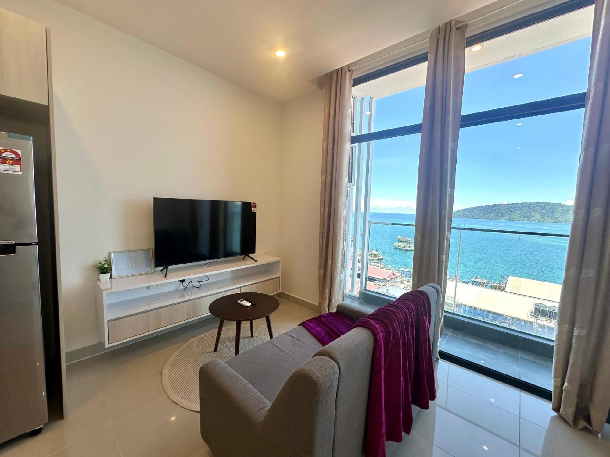The Shore Kota Kinabalu City Centre By Lw Suites Buitenkant foto